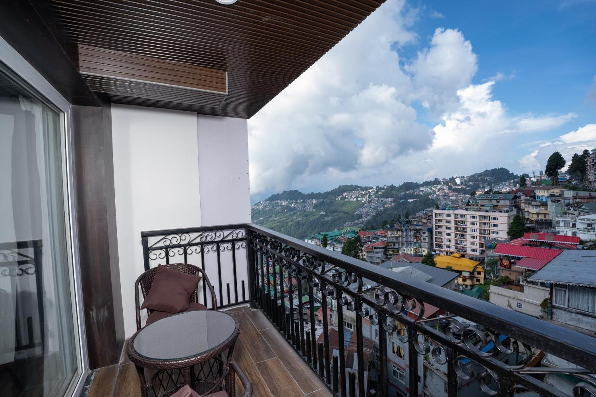 The West Gate Posada By Summit Darjeeling  Esterno foto