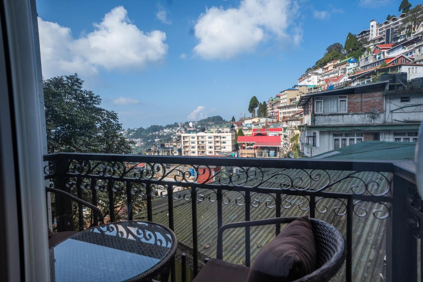 The West Gate Posada By Summit Darjeeling  Esterno foto